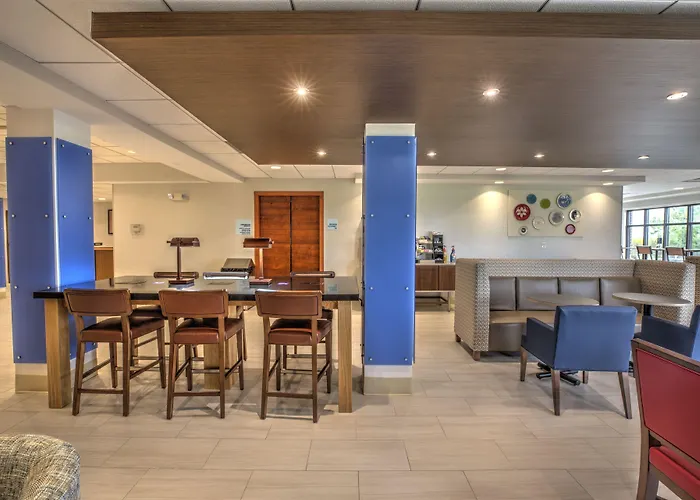 Hotel Express By Ihg