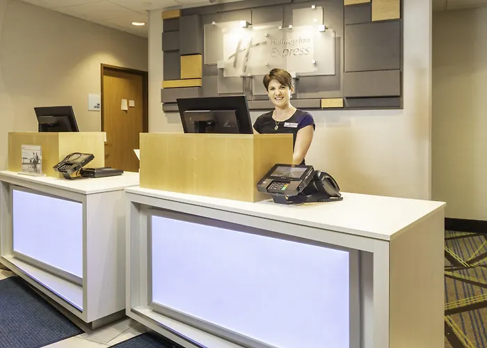 Hotel Express By Ihg Rochelle