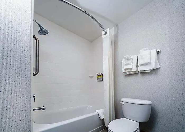 Express By Ihg 2*