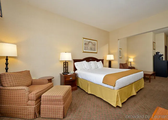 Express By Ihg Rochelle