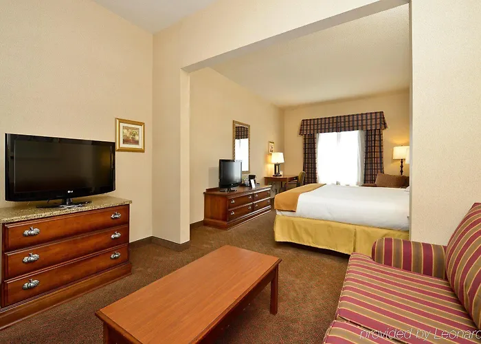 Hotel Express By Ihg Rochelle