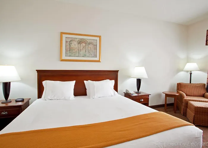 Hotel Express By Ihg